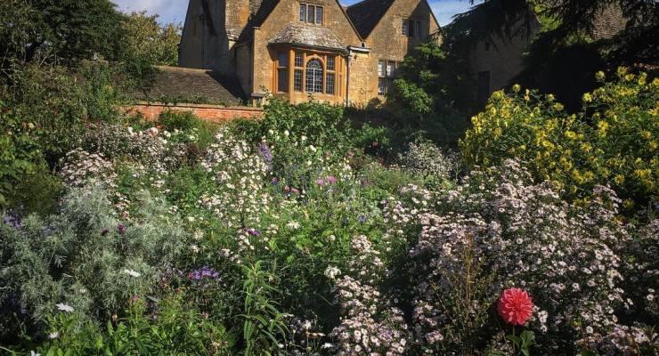 イギリス コッツウォルズのイングリッシュ ガーデンで花と緑に癒やされよう Taptrip