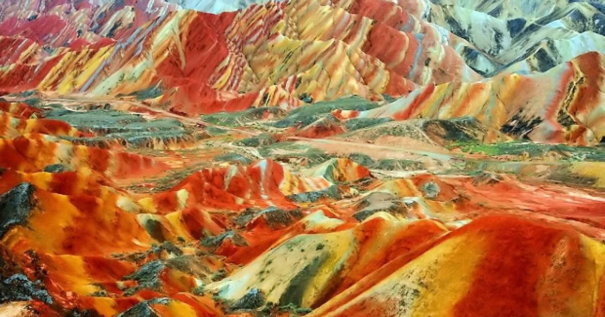 中国旅行で行くべき観光スポット！世界自然遺産「丹霞地形」が絶景すぎる｜TapTrip
