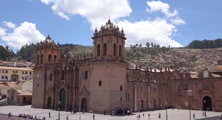ペルーの観光スポット・クスコ大聖堂！見どころ満載の解説ガイド｜TapTrip
