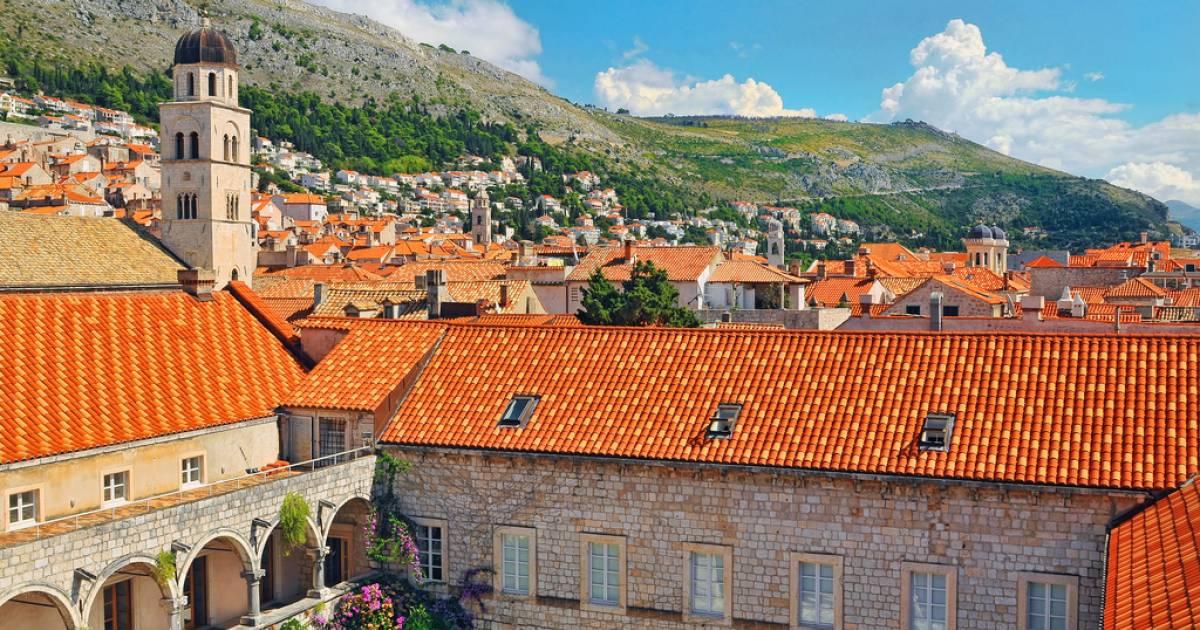 画像1枚目： ドゥブロヴニク観光のおすすめな人気スポットと見どころ7選！魔女の宅急便のモデル地を楽しもう｜ TapTrip