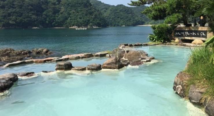 和歌山 南紀勝浦温泉の人気ホテル 旅館２選 絶景の秘湯温泉に世界遺産も Taptrip