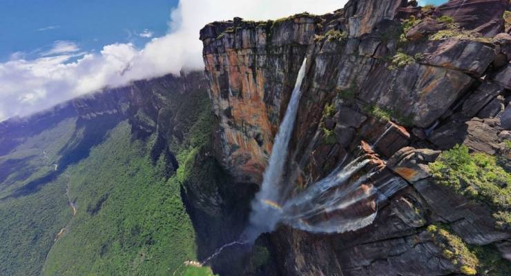 ベネズエラの絶景観光スポット カナイマ国立公園 地球最後の秘境には壮大な滝 Taptrip