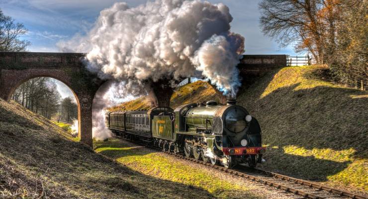 イギリスロンドン近郊で人気のブルーベル鉄道 ロンドンからのアクセス抜群な蒸気機関車の旅 Taptrip