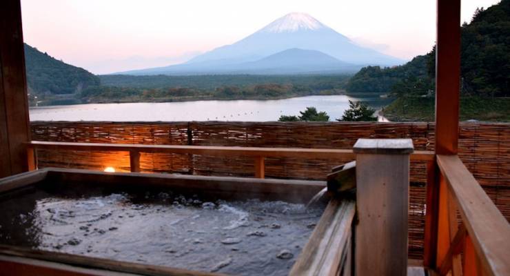 山梨県精進湖 山田屋ホテル大特集 富士山と精進湖を一望できる旅館で贅沢気分を味わおう Taptrip