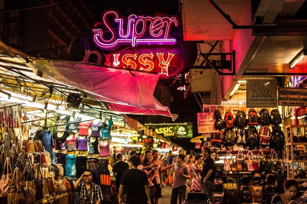 タイ・バンコク観光でおすすめのナイトマーケット！安く買い物できる場所はここ！