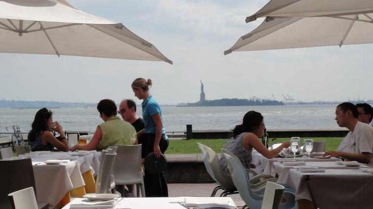 ニューヨークで絶景を一望できるとっておき人気レストラン＆バー特集！特別な日のために