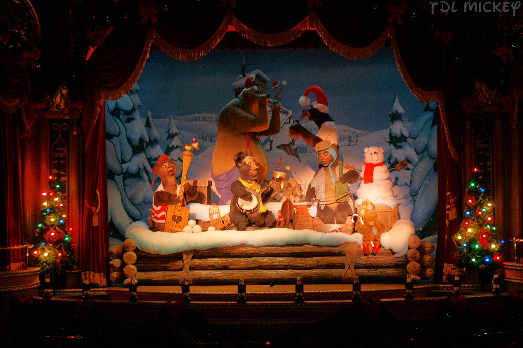 クリスマスはディズニーで決まり♪友達と家族と恋人と楽しむクリスマス・ファンタジー
