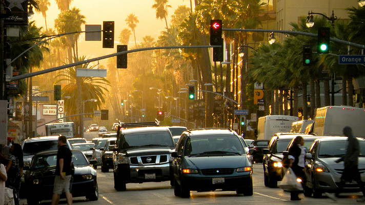 アメリカ・ロサンゼルス生活必需品自動車免許の取得方法大公開！路上教習編
