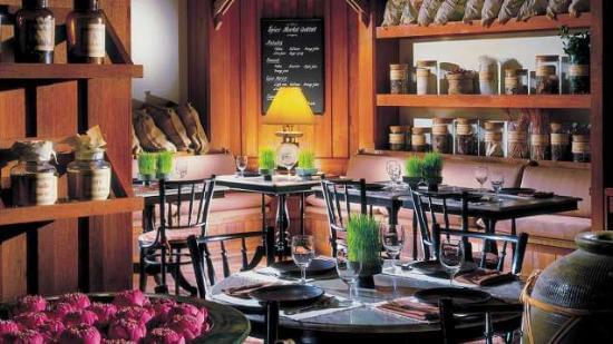 バンコク・サイアムの人気バー＆レストラン７選！ビストロ店や、ルーフトップバーも
