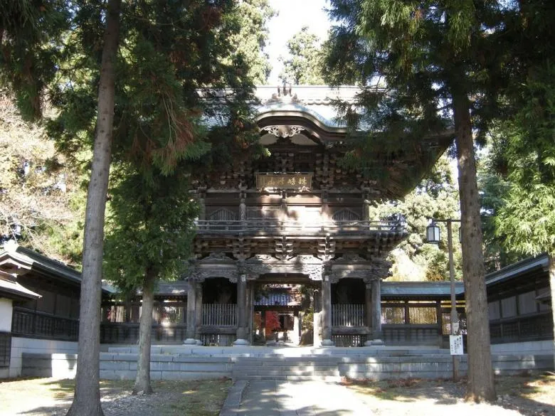 報恩寺の正面です。