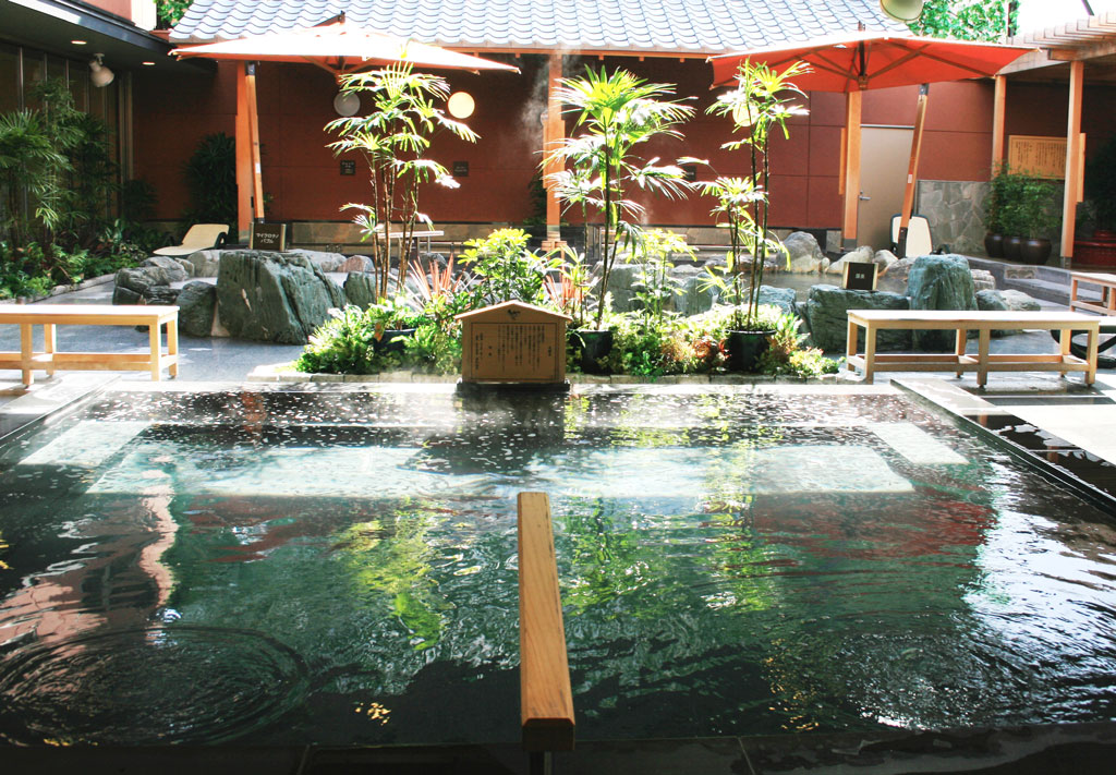 関西でストレス発散にぴったりの人気日帰り温泉3選！最高の泉質と豊富な効能で快適リラックス