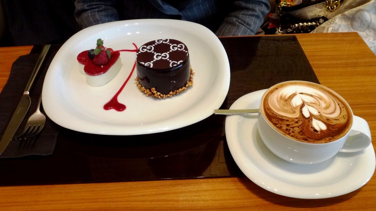 【東京】アルマーニも！高級ハイブランドが手掛けるカフェ・レストラン５選