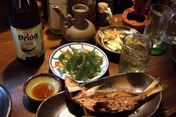 沖縄の本当に地元の人が通う居酒屋おすすめ６選！定番沖縄料理やおでんも！