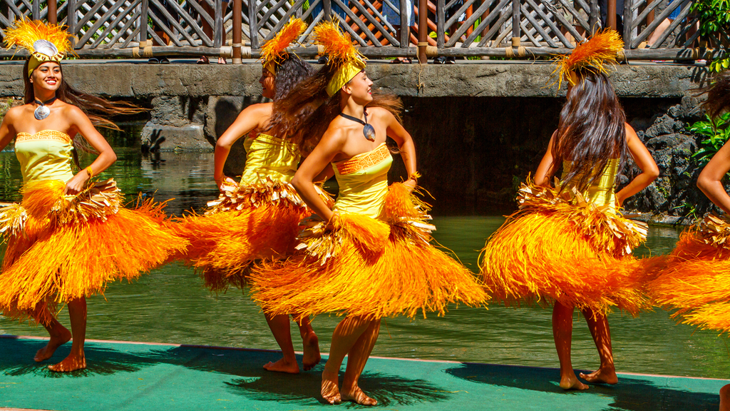 ハワイ・オワフ島テーマパークおすすめ３選！カヌーにタヒチダンス、パイナップル農園も！