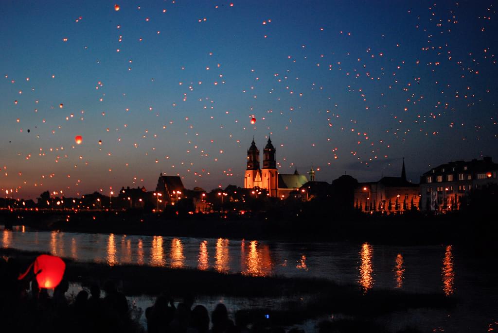 世界ランタン祭特集！夜空を彩る幻想的な世界へようこそ！