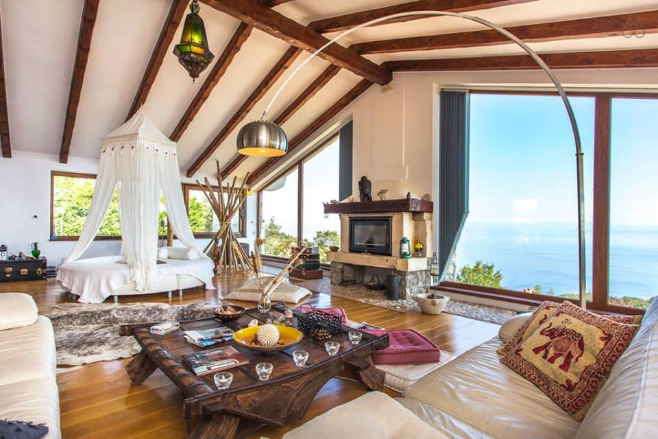 Airbnbを利用して、旅先の家に暮らすように泊まろう！