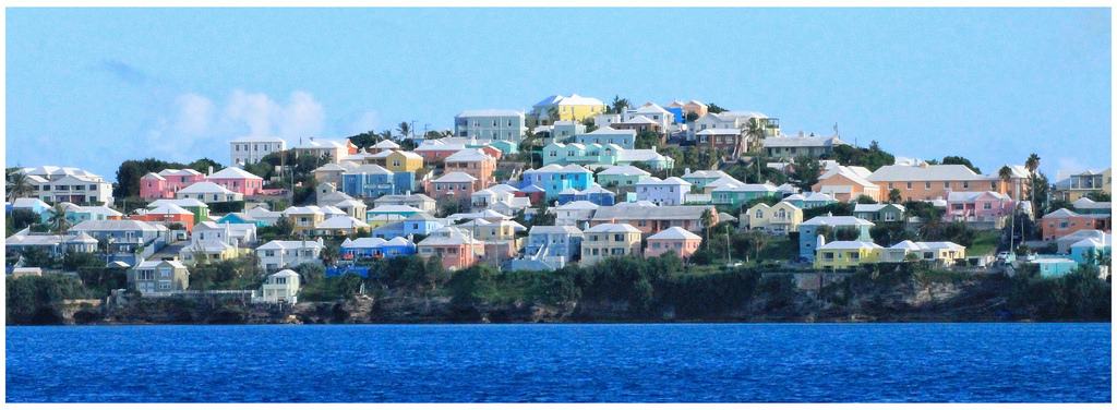 カリブ海バミューダ島・ホースシューベイ特集！目の前に広がるピンクビーチの絶景