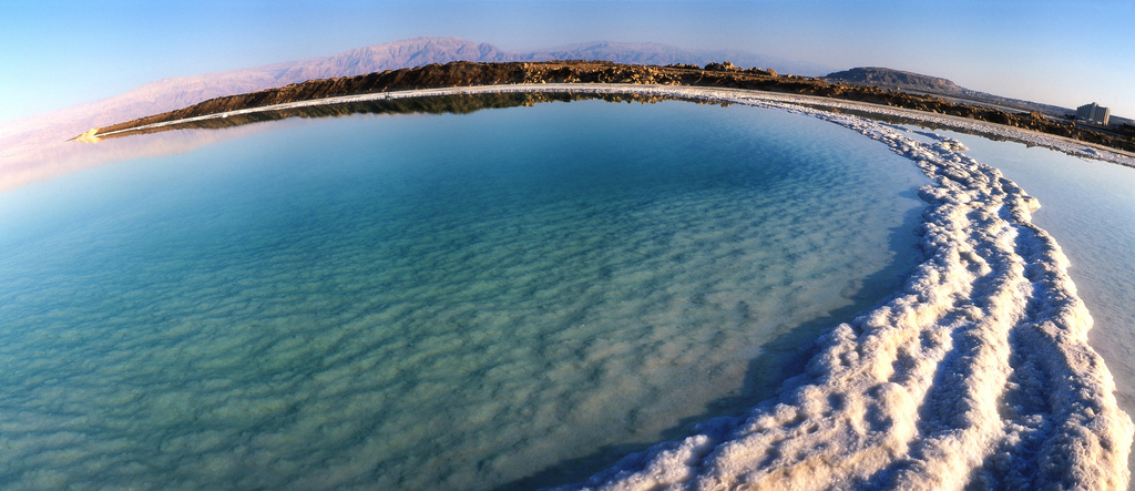 ヨルダン旅行で行くべき人気観光スポット６選！死海に浮かぶこともできる！