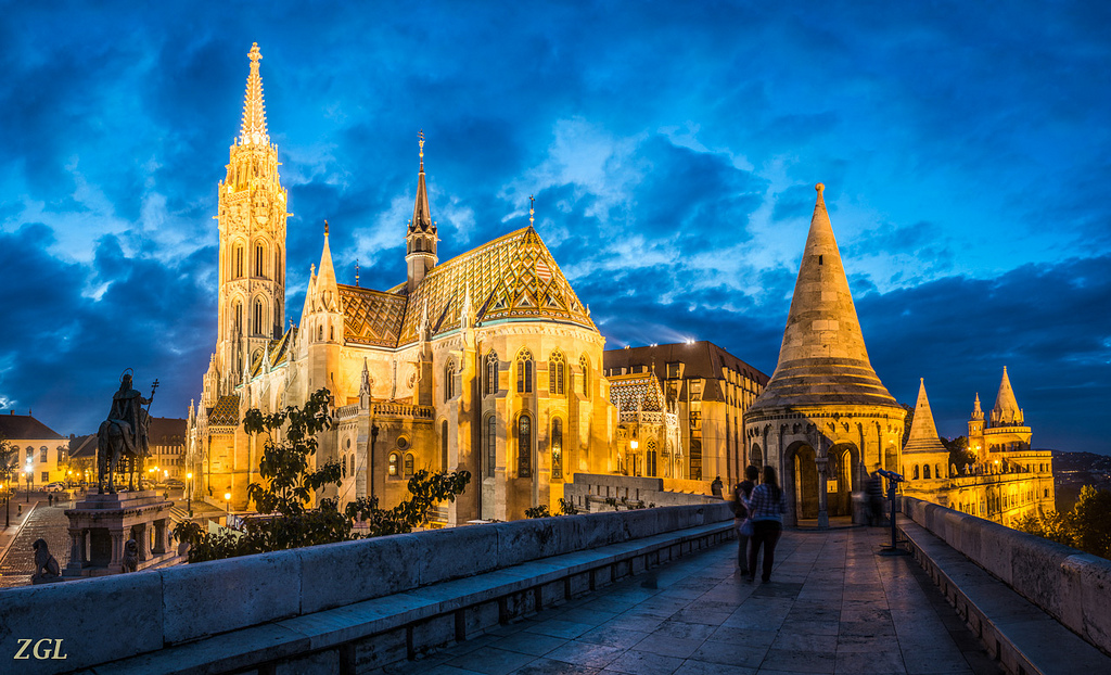 ハンガリー首都ブダペストでおすすめの夜景イルミネーション！珠玉の宝石が輝く人気夜景スポット