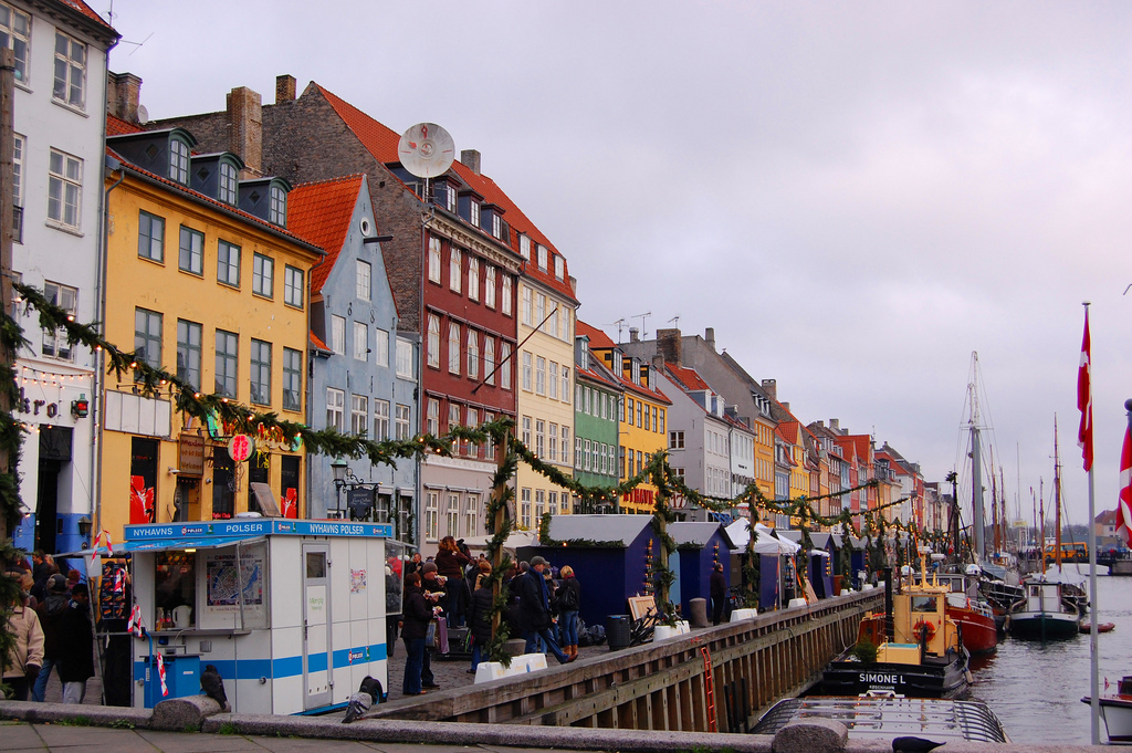 コペンハーゲンのクリスマスマーケットが素敵！クリスマス周辺で行くべきスポット８選