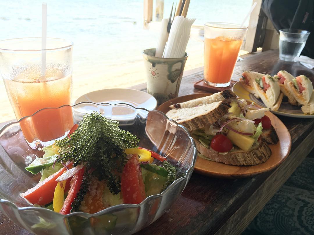 夢のような絶景！必ず行くべき沖縄のカフェ厳選5店！