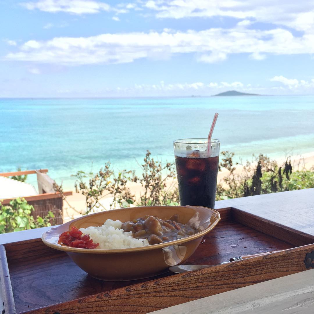 夢のような絶景！必ず行くべき沖縄のカフェ厳選5店！