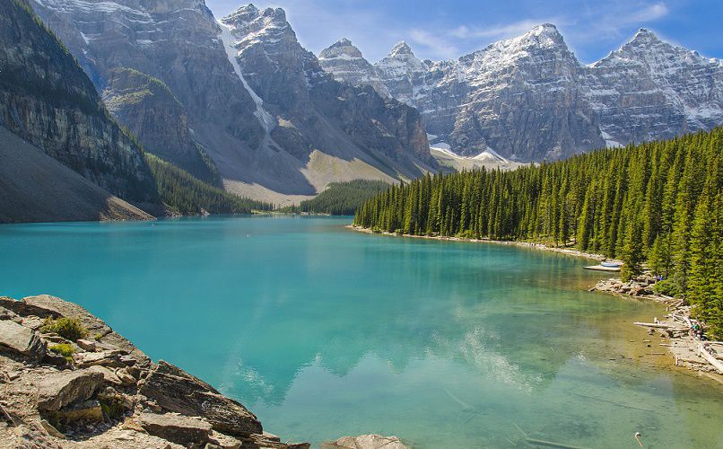カナダ・ロッキー山脈モレーン湖を200％楽しむ！見どころ、グルメ、ホテル情報を総まとめ
