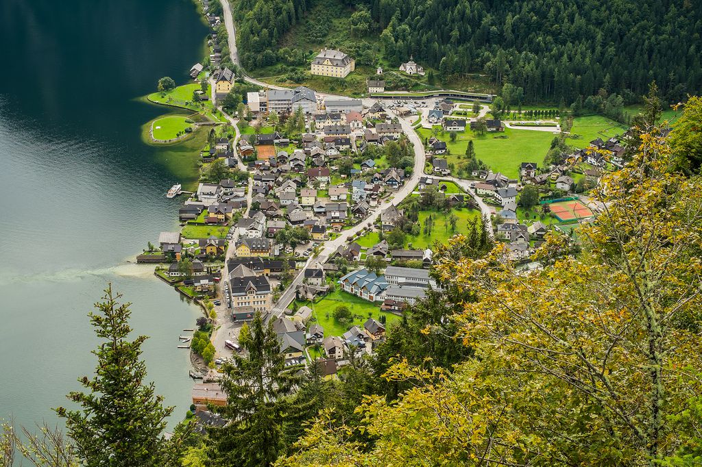 オーストリア・ハルシュタットで人気の観光スポット大特集！見どころ満載、美しすぎる湖畔の町