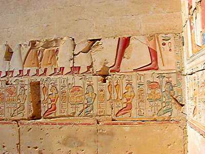 エジプト観光で行くべき！ナイル川流域の古代遺跡スポットまとめ