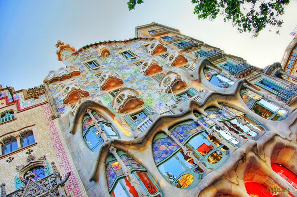 死ぬまでに行くべきスペインの世界遺産５選！素晴らしき建築物とアート