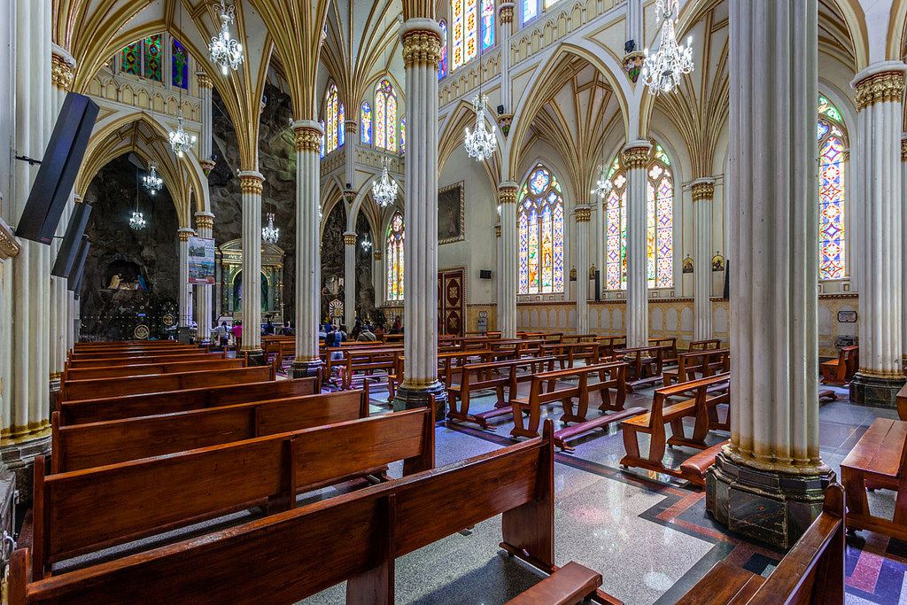 南米コロンビア・イピアレスで世界一美しいラス・ラハス教会に行こう！奇跡の治癒場、巡礼の地へいざ