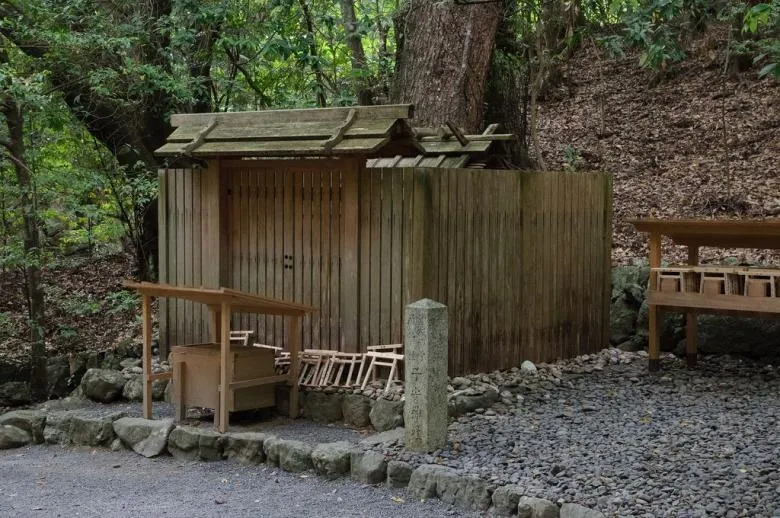 子安神社です。内宮