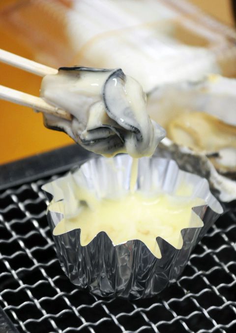 冬はこれを食べなきゃ始まらない！福岡・糸島の「牡蠣小屋」のおススメ店の絶品メニュー紹介！