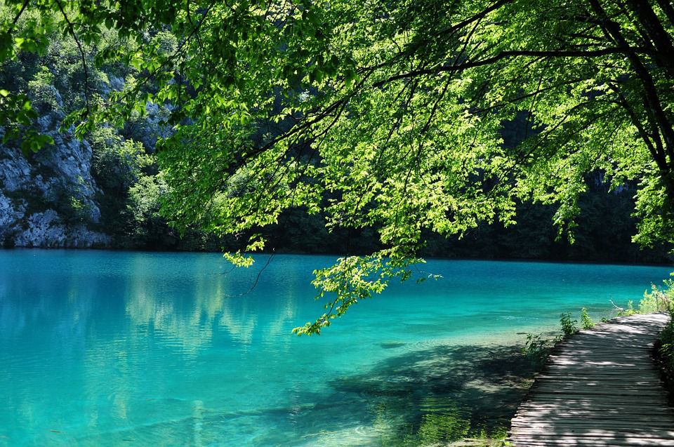 クロアチア・プリトヴィツェ湖群国立公園が絶景すぎる！行き方やおすすめの季節は？