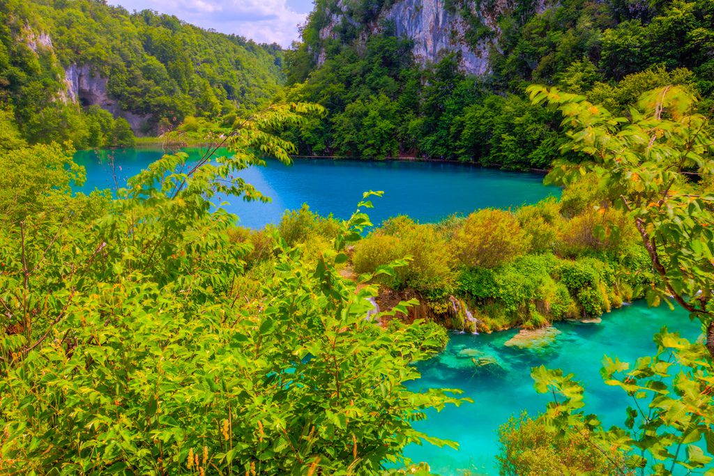 クロアチア・プリトヴィツェ湖群国立公園が絶景すぎる！行き方やおすすめの季節は？