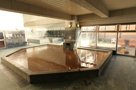 都会のオアシス！板橋天然温泉「スパディオ」の露天風呂で疲れと冷えを癒そう