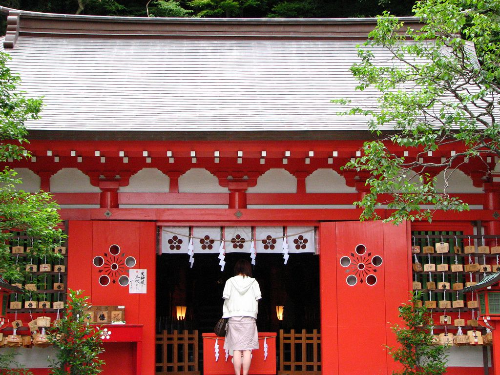 合格祈願は鎌倉で！人気スポット荏柄天神社・鶴岡八幡宮参拝のススメ