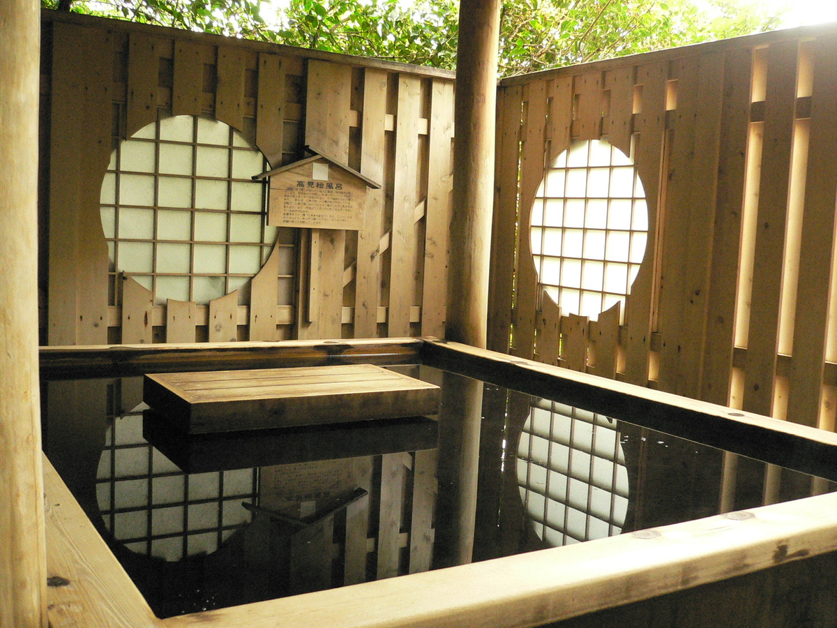 東京・調布市の深大寺天然温泉「湯守の里」は、都心から気軽に行ける温泉！