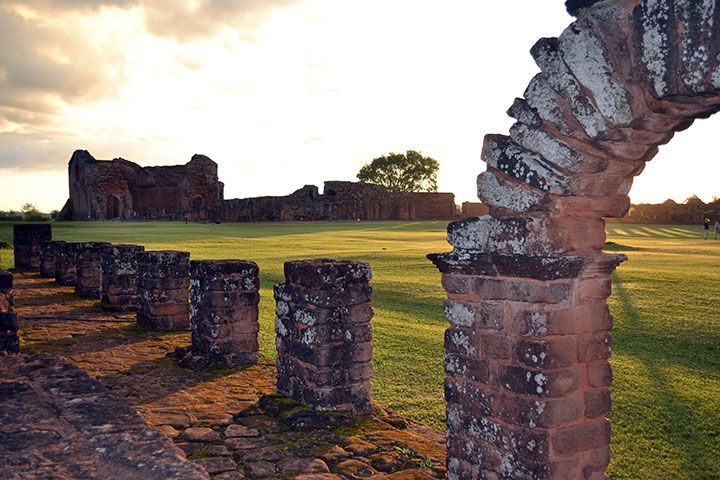 パラグアイで行くべき人気観光名所おすすめ４選！遺跡や自然を堪能する旅！
