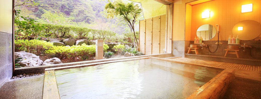 【関東】日帰りでも使える美人の湯３選！温泉に入るだけでお肌がつるつるに！