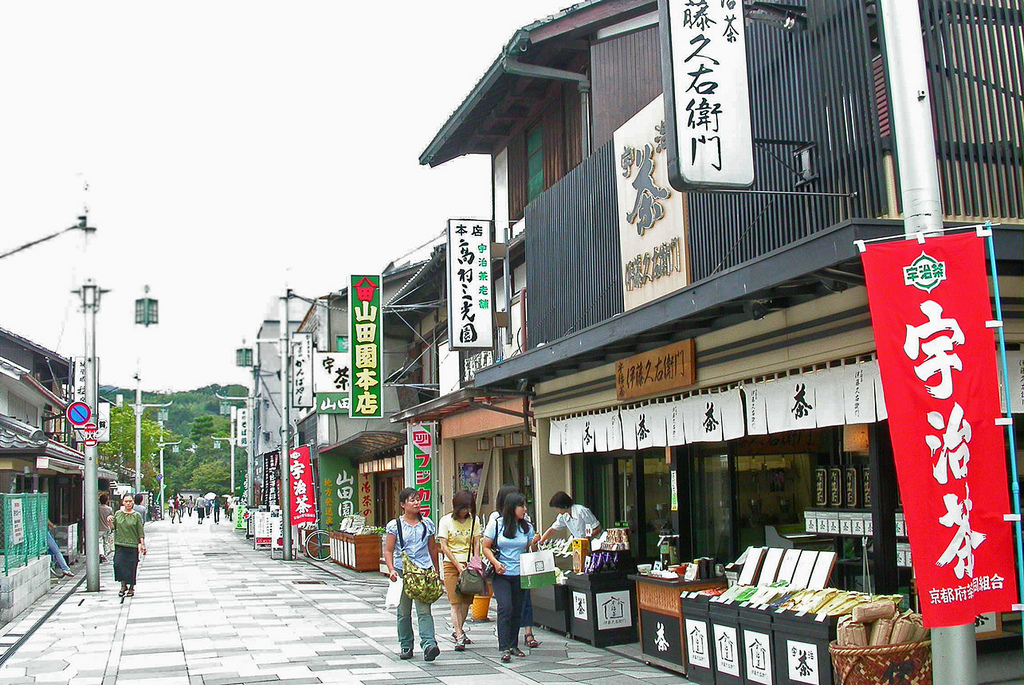 伝統の名品を持ち帰り！古都京都で選ぶ逸品お土産5点