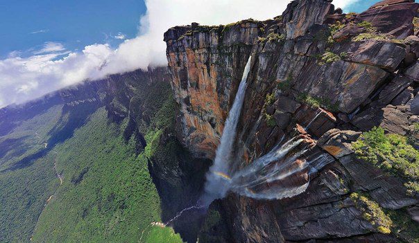 カールじいさんの空飛ぶ家のモデル地！ベネズエラ・ロライマ山が絶景すぎる！