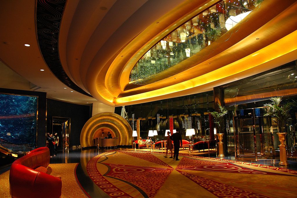 ドバイ超高級７つ星ホテル「バージ・アル・アラブ」は全部屋スイート！スパにレストランも