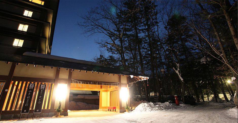 絶景の雪見露天風呂！秋田・岩手・新潟・栃木のおすすめ秘湯を紹介！