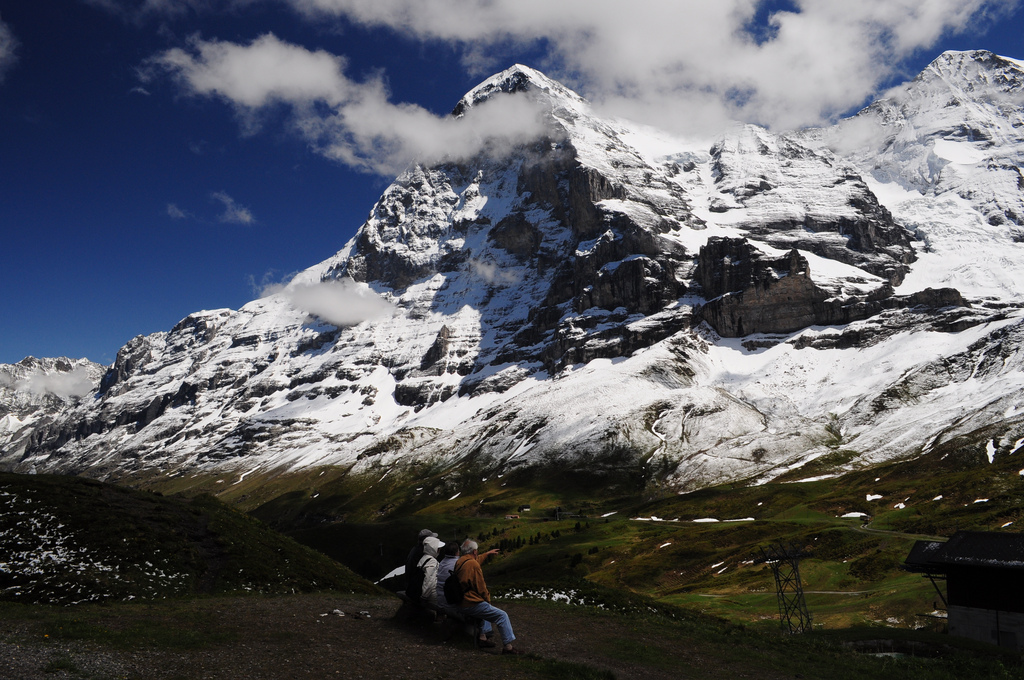 スイス・アルプスの代表的観光スポット！ハイキングしたい三大名峰