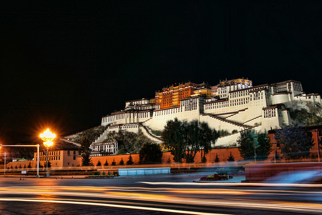 チベット・ポタラ宮の謎や行き方を徹底解剖！主のいない巨大宮殿とは？