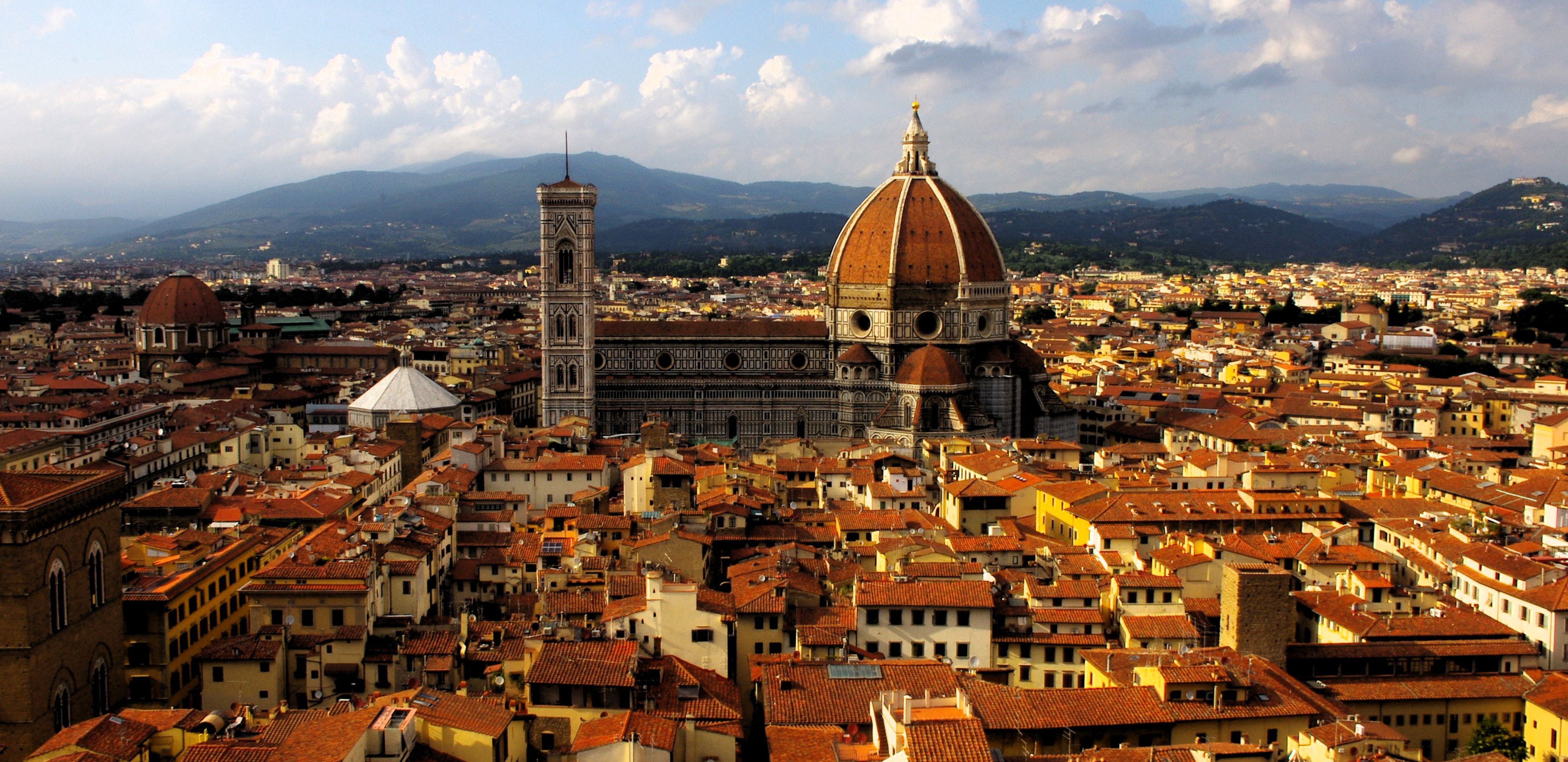 フィレンツェの人気歴史観光スポット！メディチ家に関する人気建築物５選