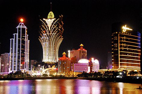 マカオで人気の観光スポット＆エンターテイメントショー５選！カジノと世界遺産を満喫！