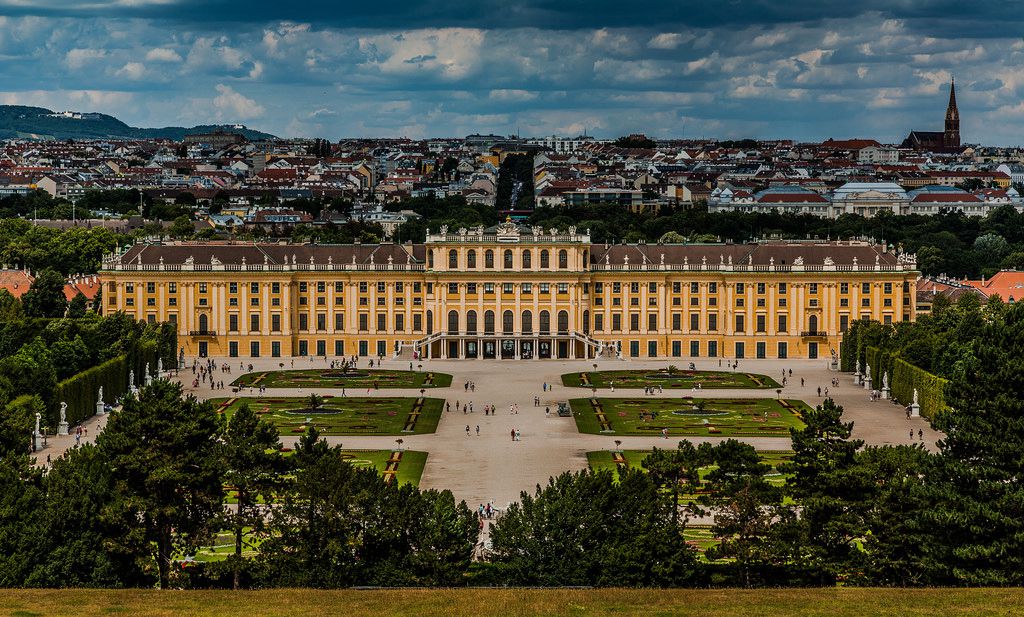 オーストリア・ウィーンの二大世界遺産「シェーンブルン宮殿」と「庭園群とウィーン歴史地区」特集