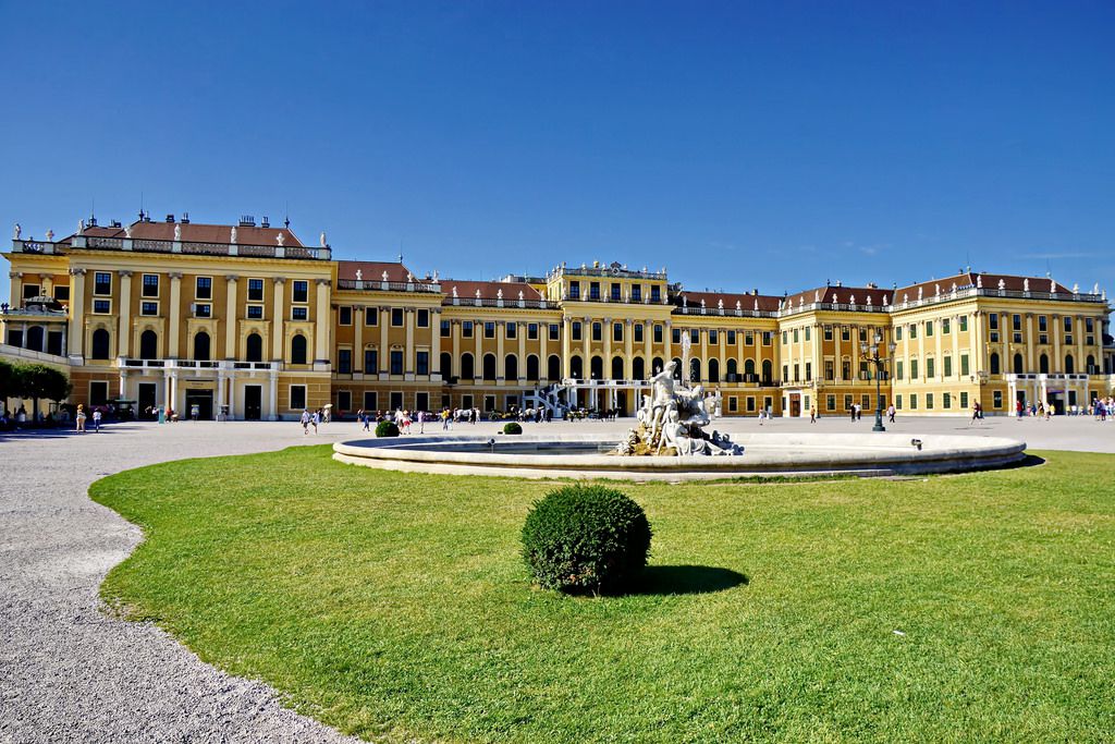 オーストリア・ウィーンの二大世界遺産「シェーンブルン宮殿」と「庭園群とウィーン歴史地区」特集